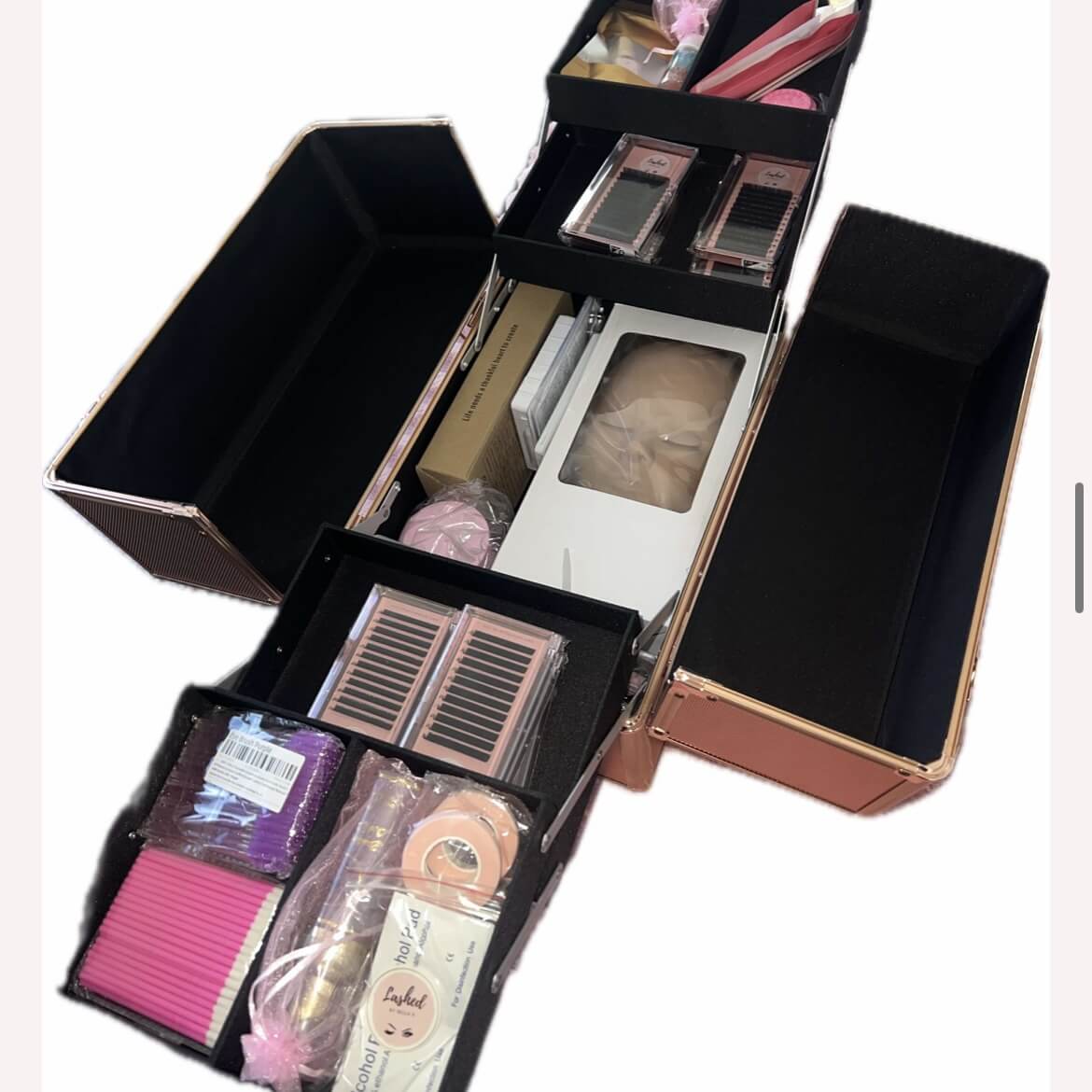 Beauty By Bella K's Online Classic & Volume Lash Course