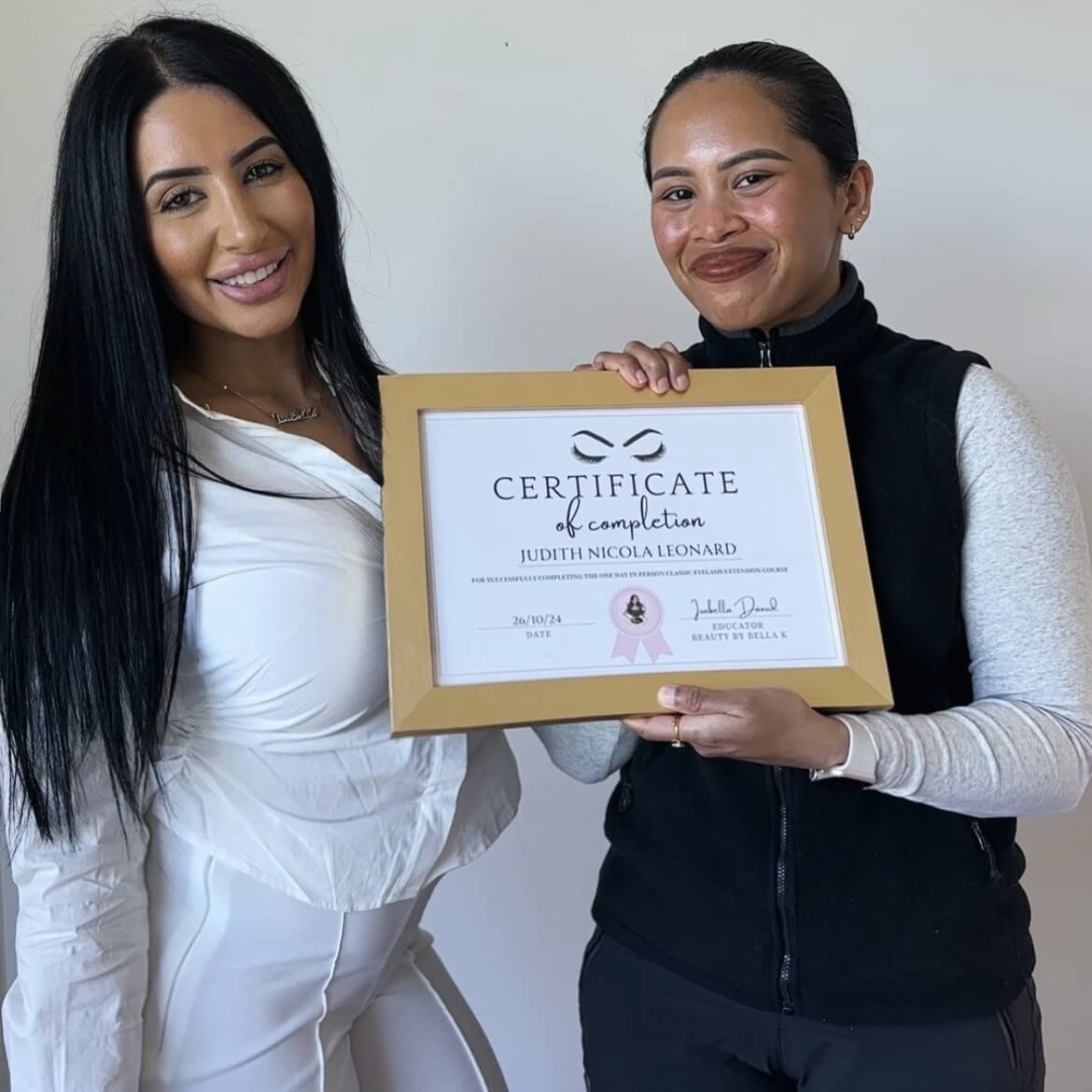 Beauty By Bella K's Online Classic & Volume Lash Course